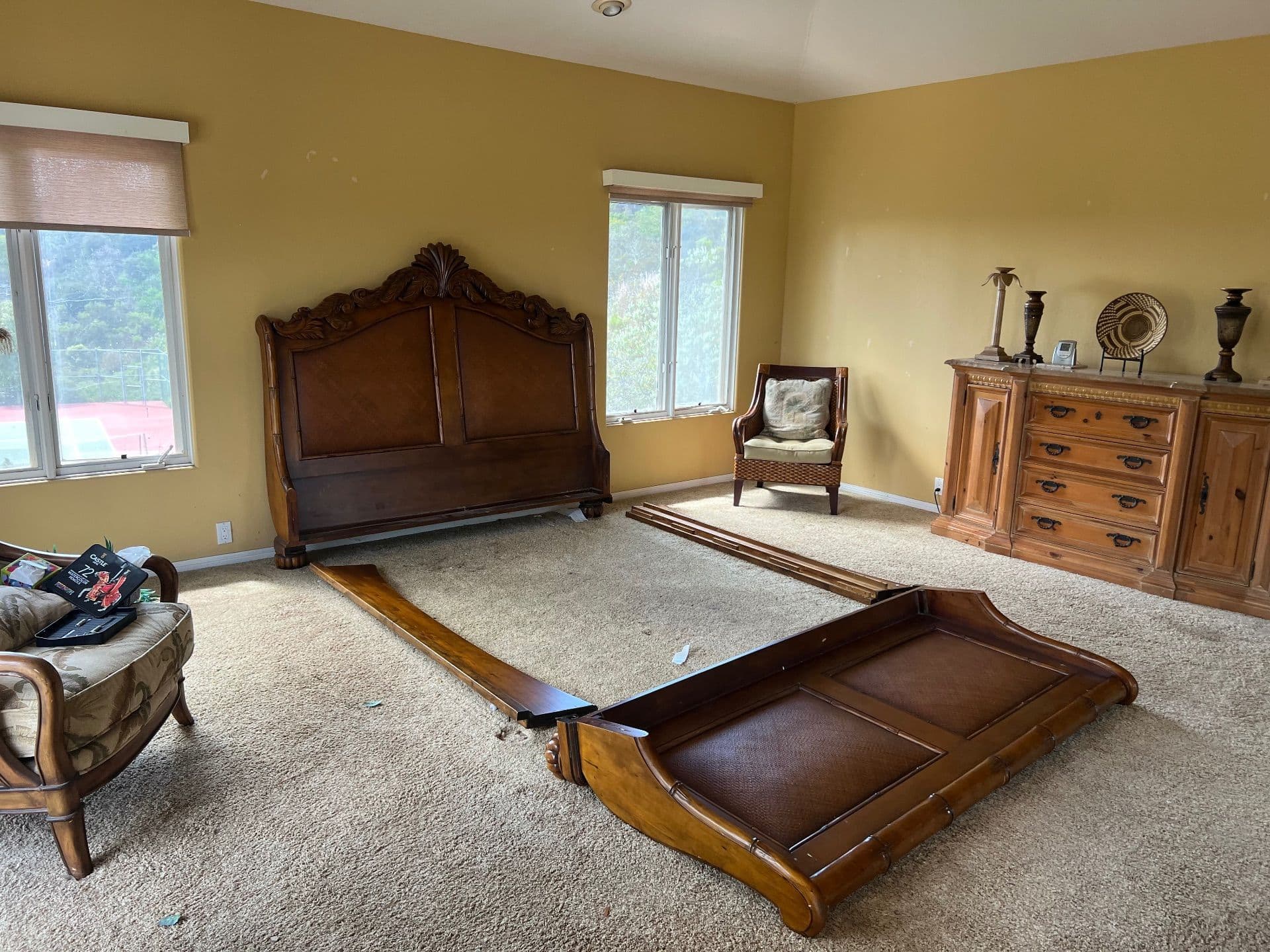 Guest House Junk Removal in Rancho Santa Fe