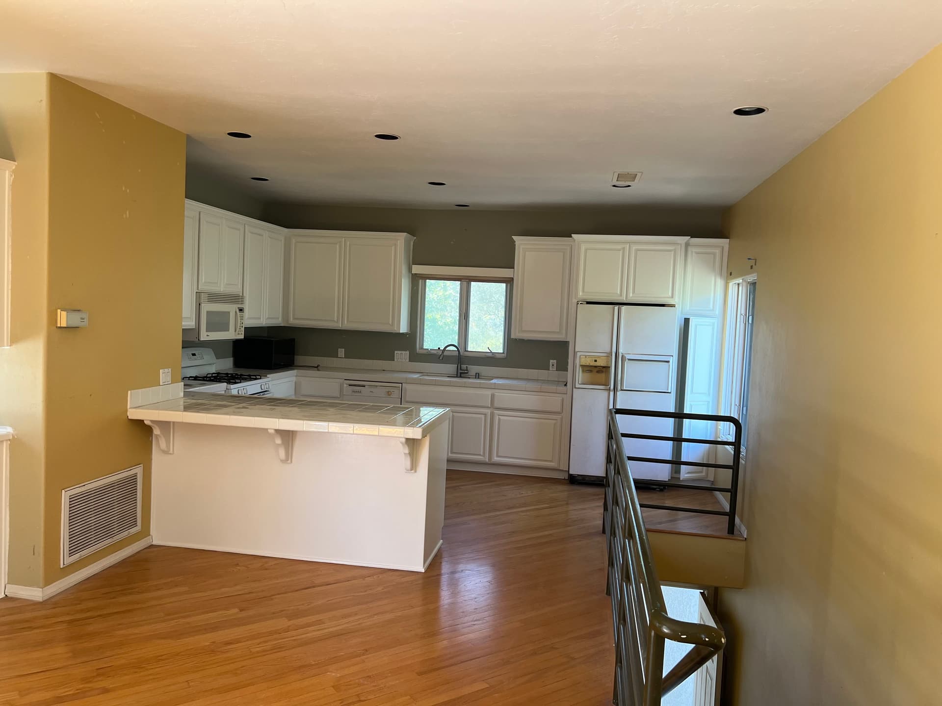 Guest House Junk Removal in Rancho Santa Fe