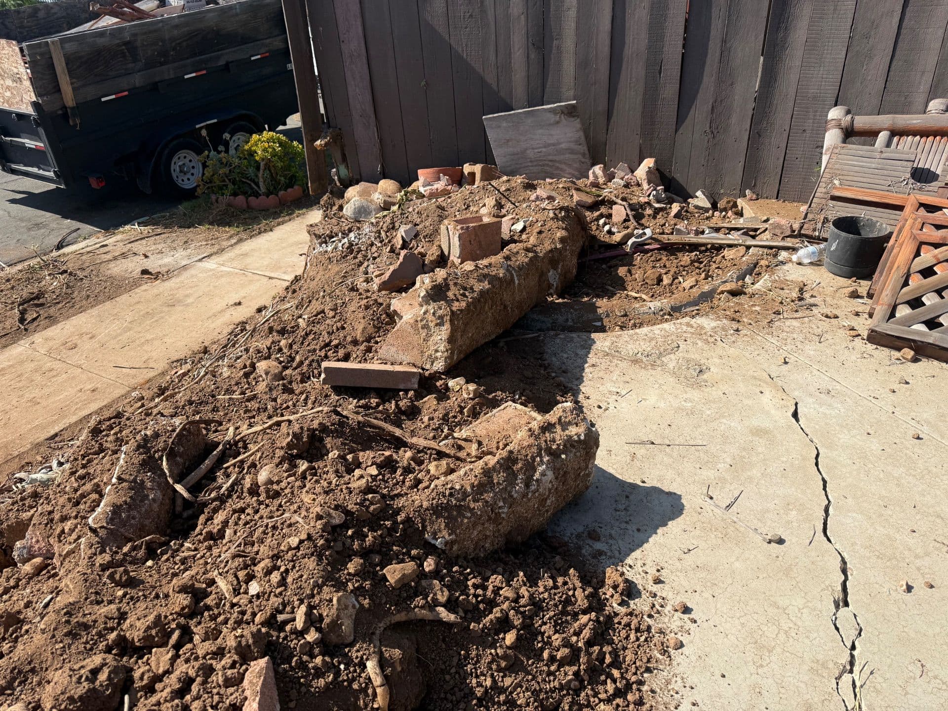 Gallery photos for Thorough Clean-Up and Debris Removal in Chula Vista: Image #5