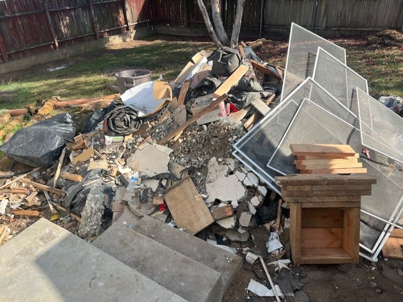 Project Debris Removal and Yard Cleanup Made Easy image