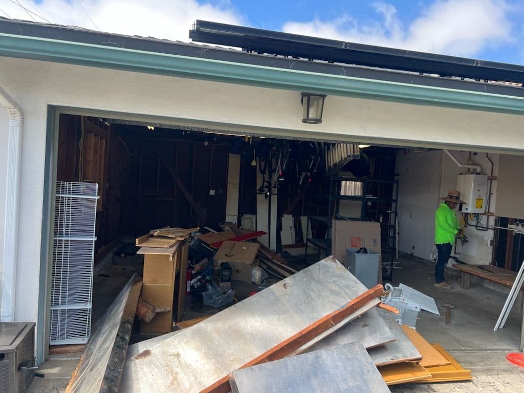 Project Garage Clean Out Specialists Create Stunning Makeover image